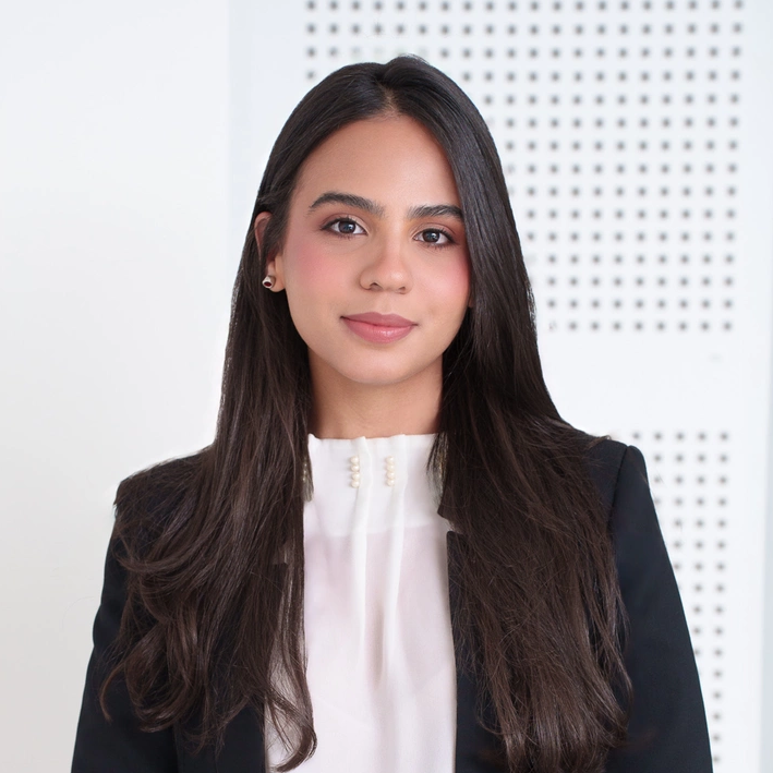 Lía  Fernández Santiago